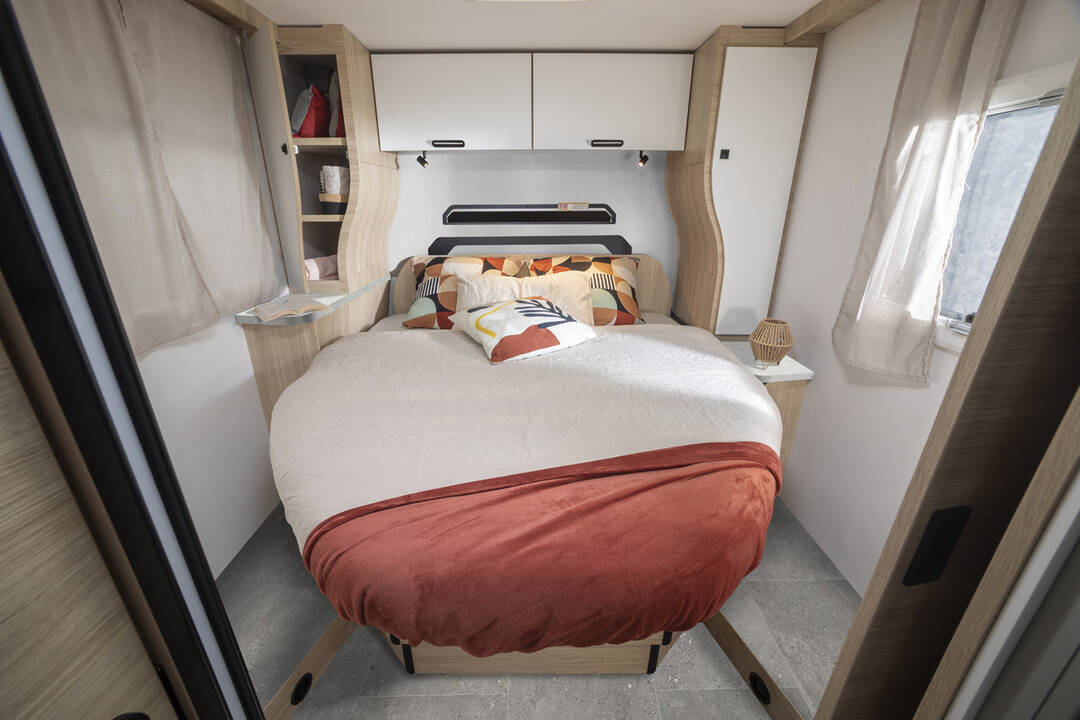 point forts lit central, un couchage grandes dimensions